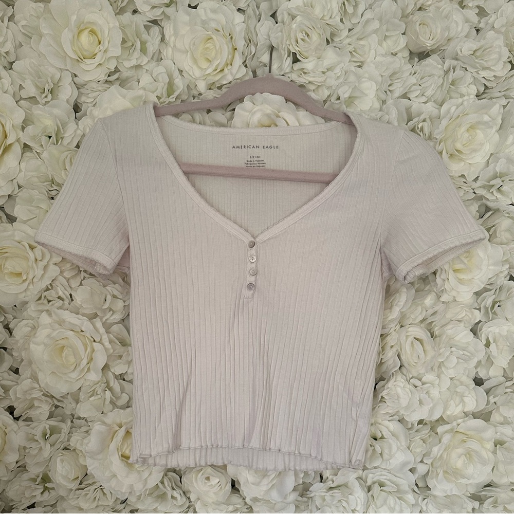 American Eagle cropped tee